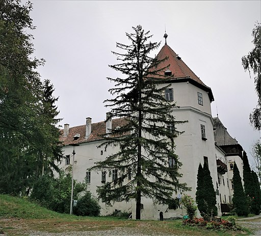Marosvécs Castle