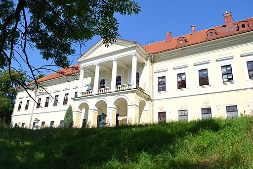 Koháry-Coburg  Manor