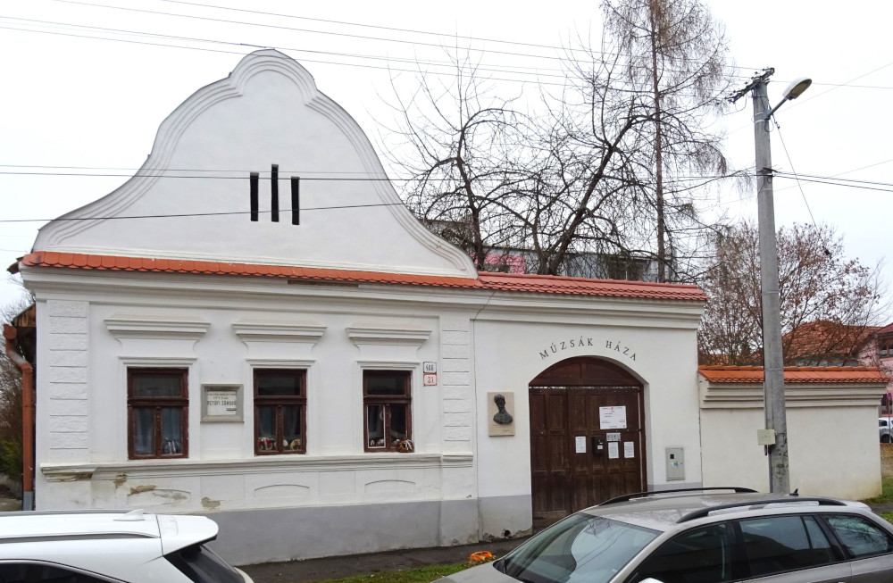 Huszth House, "House of Muses" Museum of Petőfi Sándor